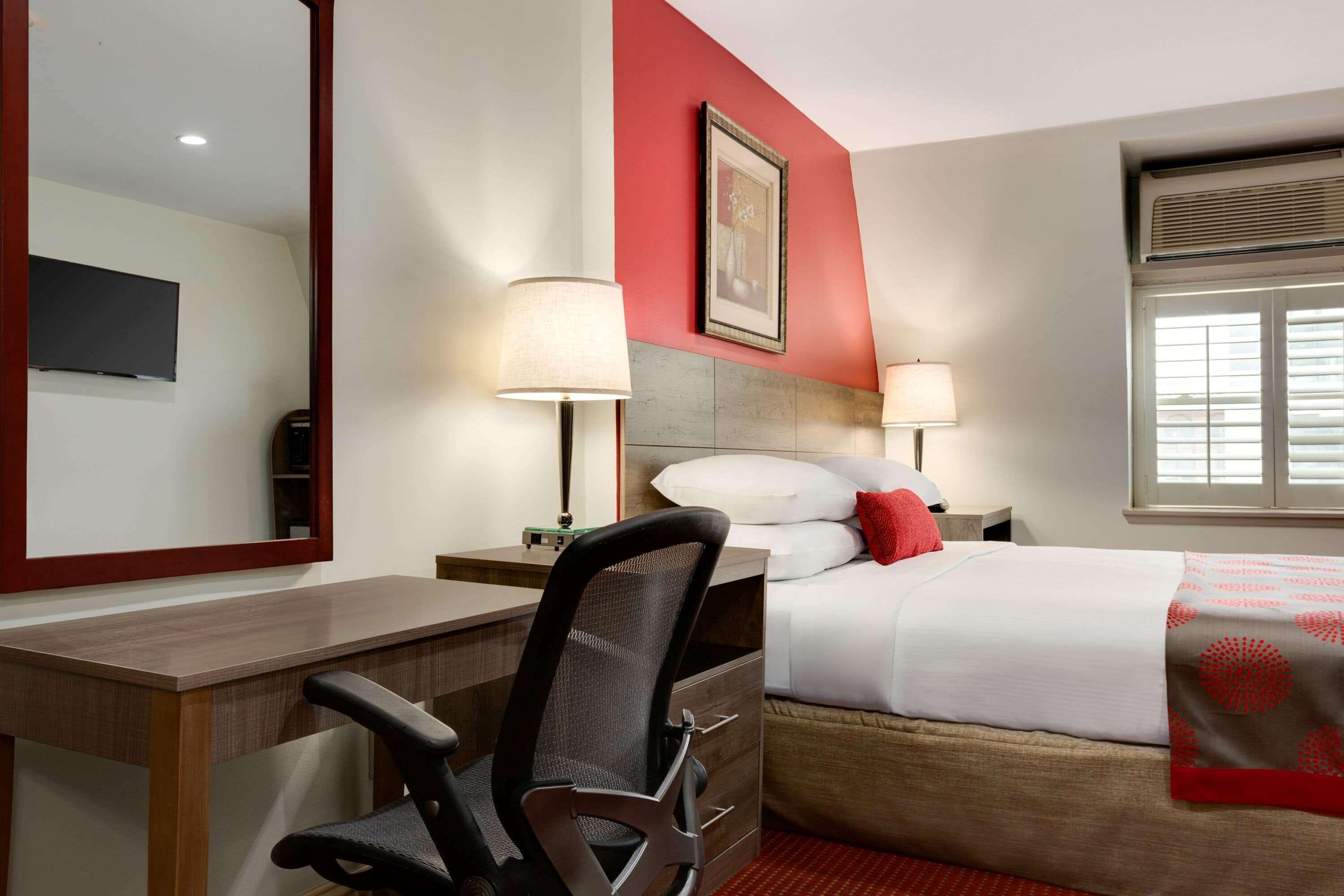 Ramada By Wyndham Oakland Downtown City Center Exterior foto
